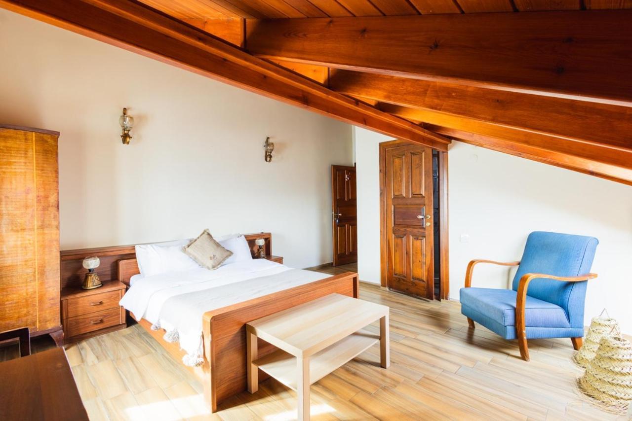 Lavantali Konak Otel Restoran Seferihisar Buitenkant foto