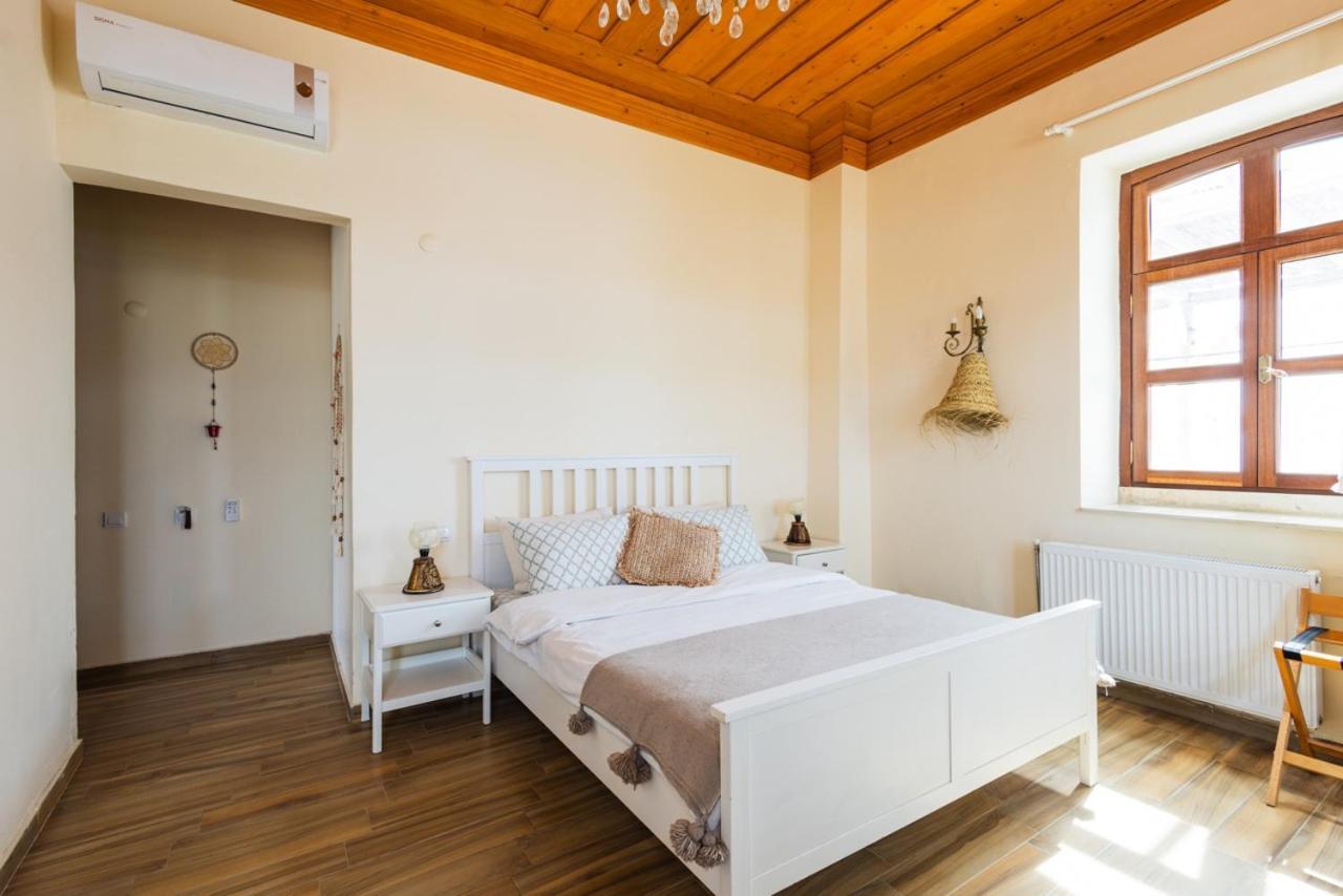 Lavantali Konak Otel Restoran Seferihisar Buitenkant foto