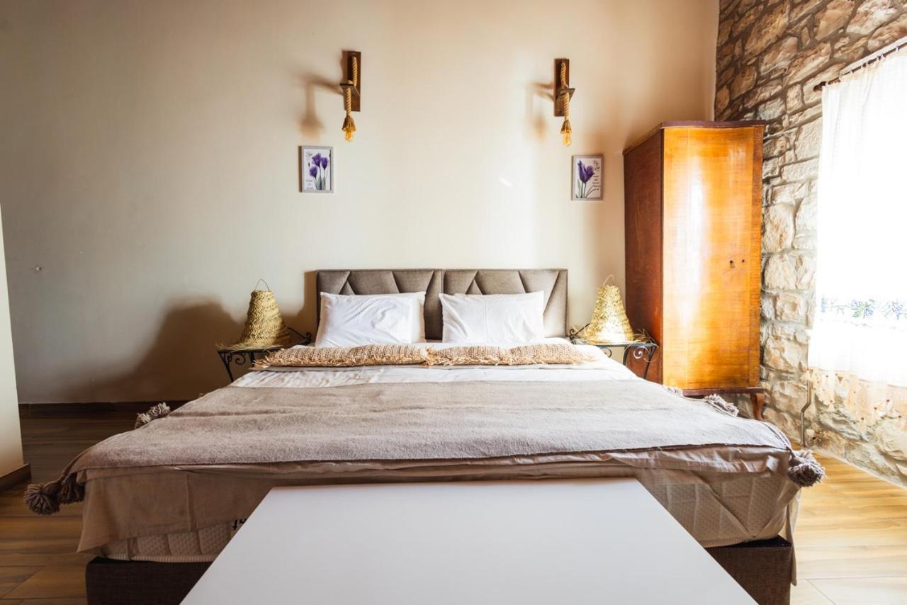 Lavantali Konak Otel Restoran Seferihisar Buitenkant foto