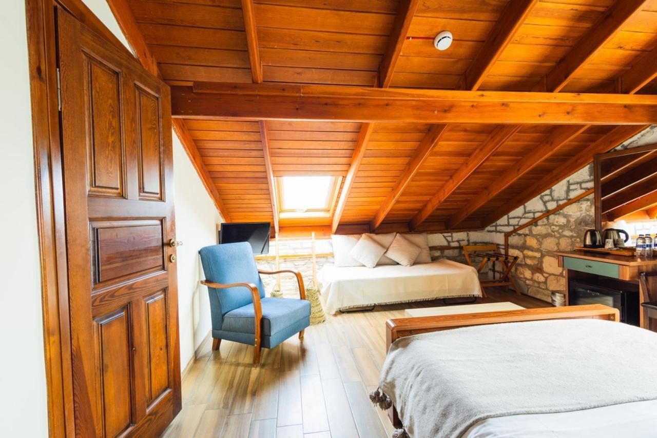Lavantali Konak Otel Restoran Seferihisar Buitenkant foto